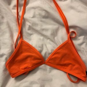 Great condition size Medium Jolyn Top!